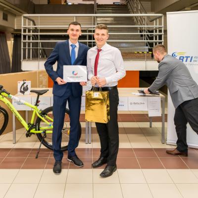 364